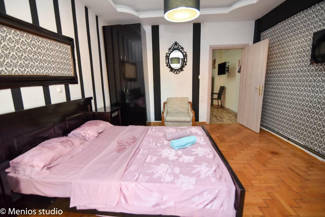 Menios Apartments And Studios Nea Kallikrateia 외부 사진