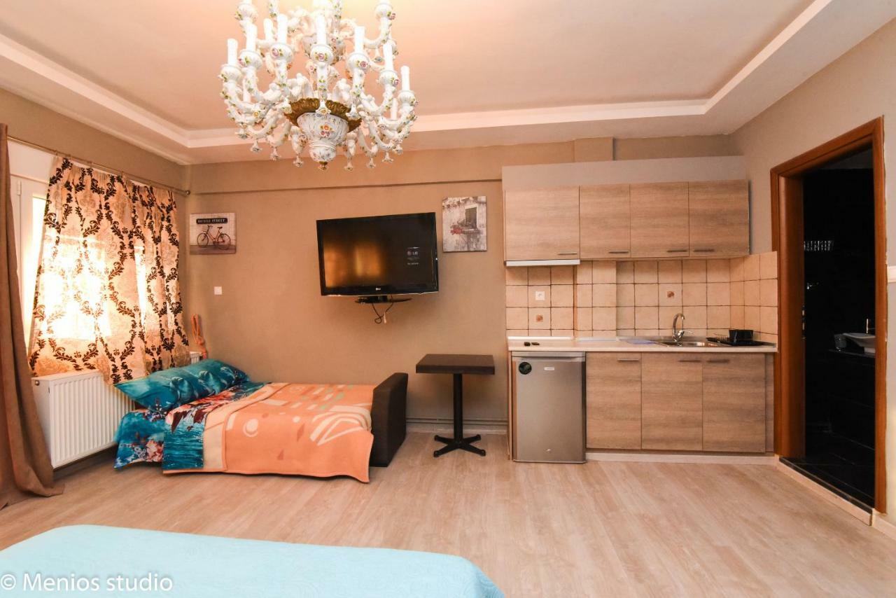 Menios Apartments And Studios Nea Kallikrateia 외부 사진