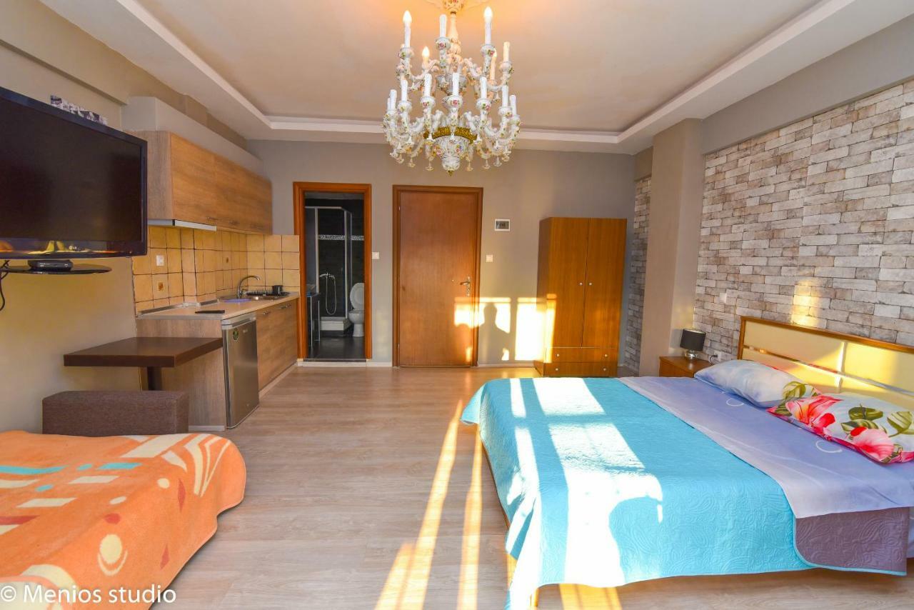 Menios Apartments And Studios Nea Kallikrateia 외부 사진
